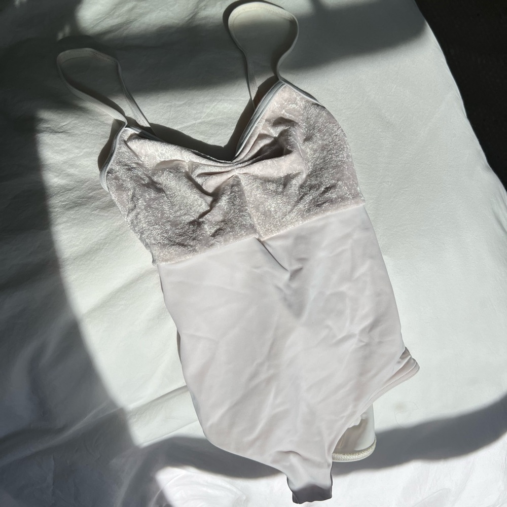 White Yumiko XS Daniela